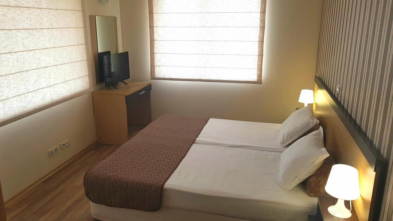 Obzor Beach Resort Apartment G-109 Extérieur photo