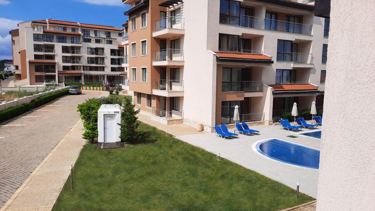 Obzor Beach Resort Apartment G-109 Extérieur photo